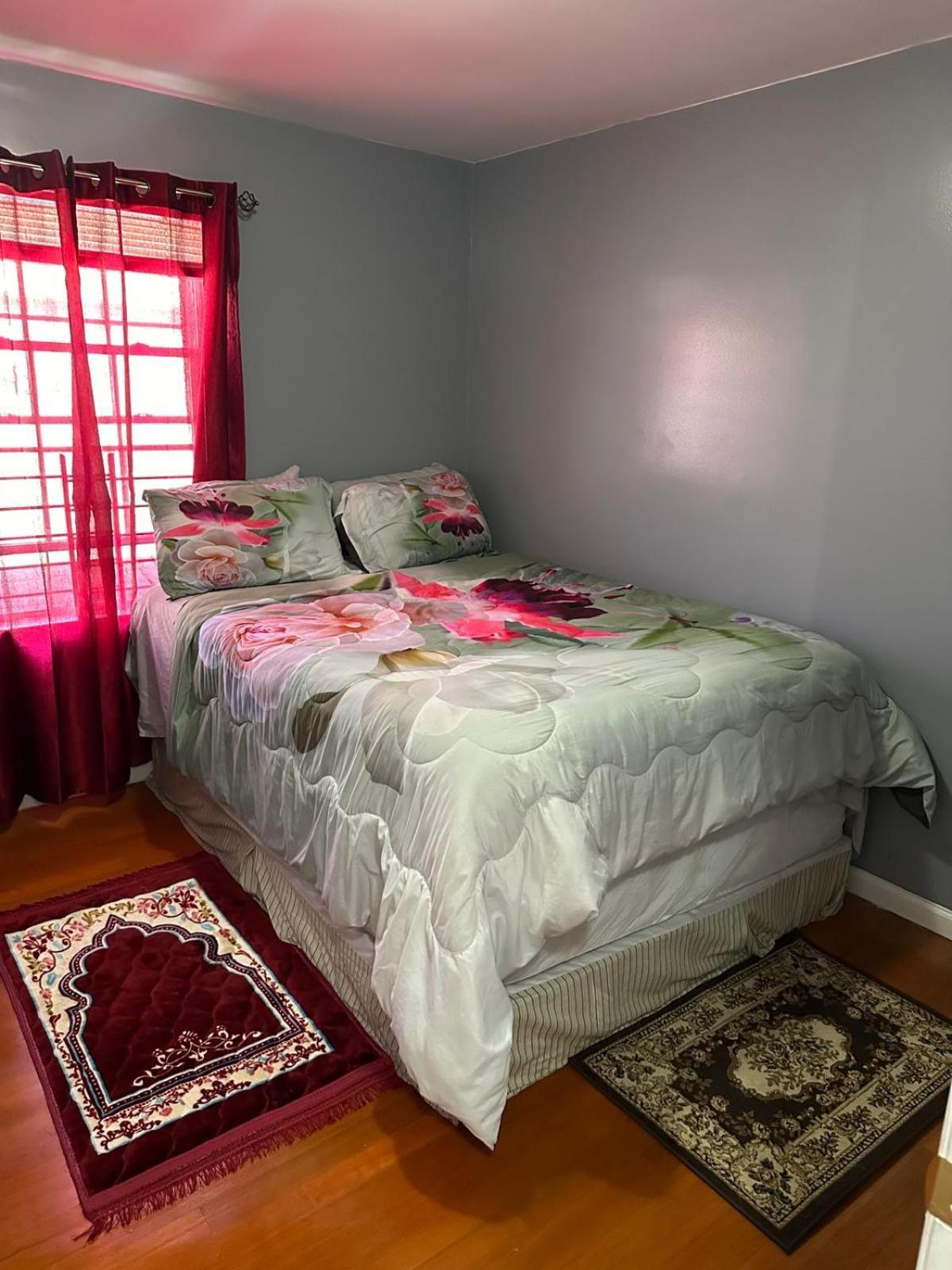 Divine Villa Guest House 65 Sherman 6Mins To Airport And 4Mins To Penn Station Ньюарк Екстер'єр фото